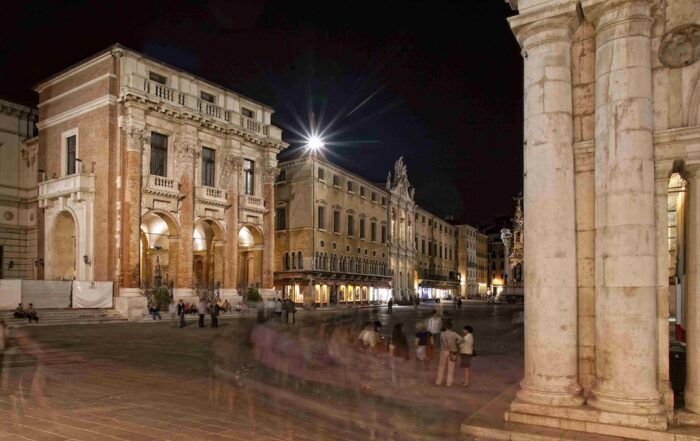 Nuovo sistema di illuminazione per Piazza dei Signori a Vicenza