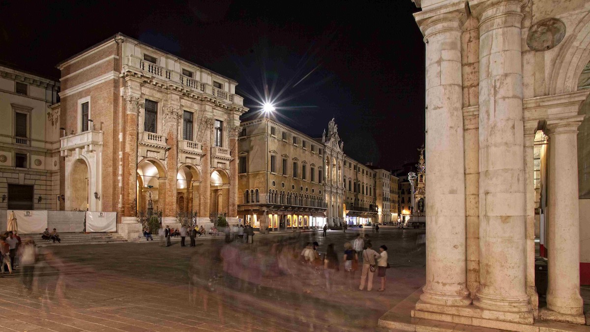 Gemmo dona a Vicenza il sistema di illuminazione della Basilica Palladiana e delle piazze attigue